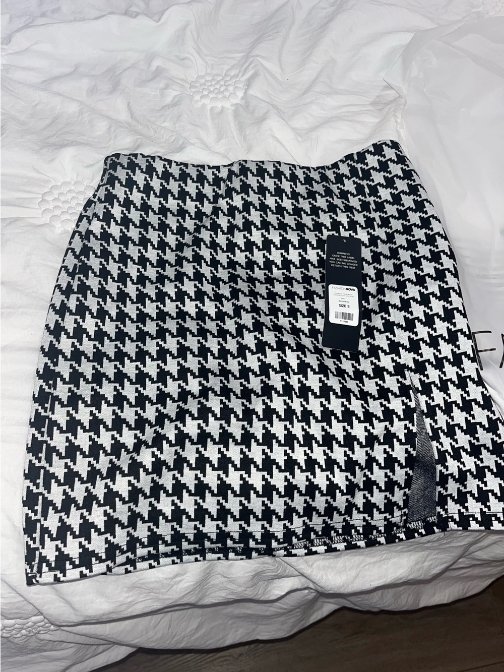 Fashion Nova Houndstooth Mini Skirt - Black & White